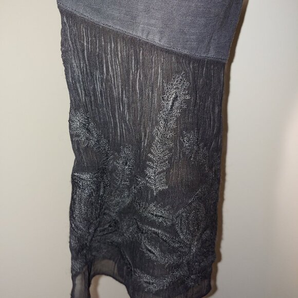 Soft Surroundings Long Sleeves Lace Caffs Crew Neck Tunic Top Size XL Dark Grey - Picture 3 of 7